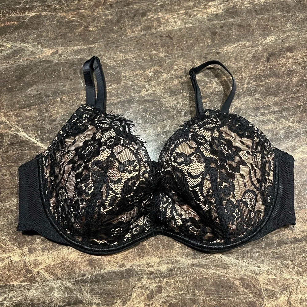 Adore me Meeni Contour black lace size 36C